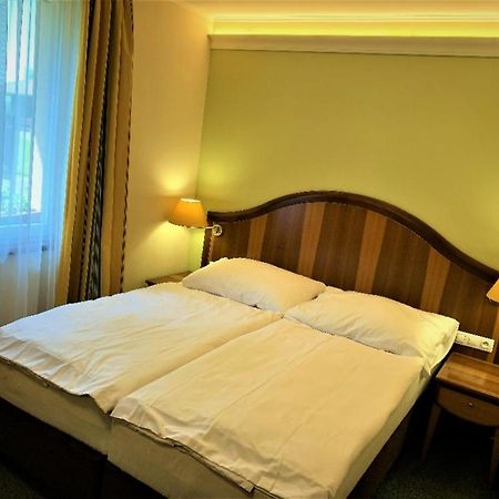Camping La Provence Hotel Velka Hledsebe Bagian luar foto